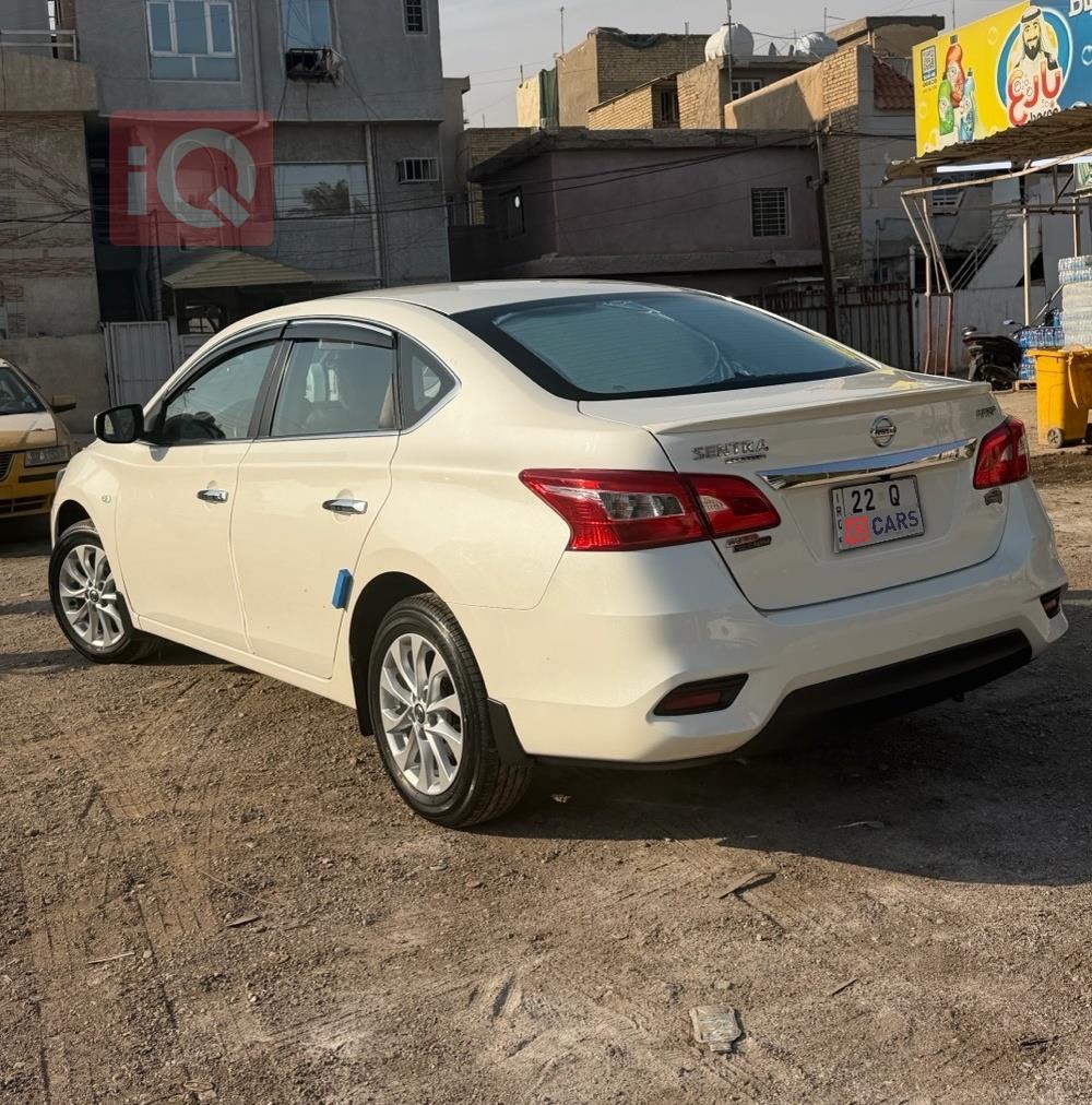 نيسان سنترا